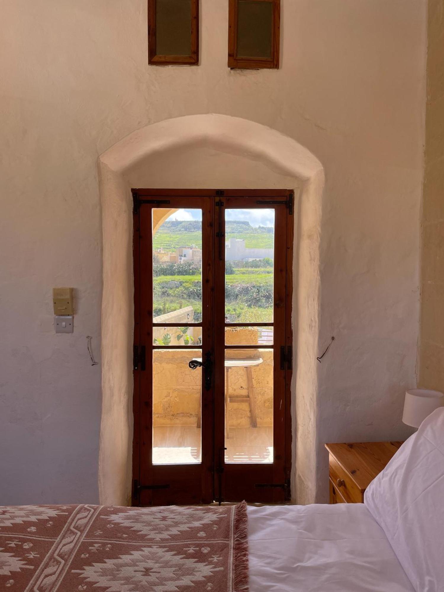 Soluna Boutique Guesthouse Ghasri  Bagian luar foto