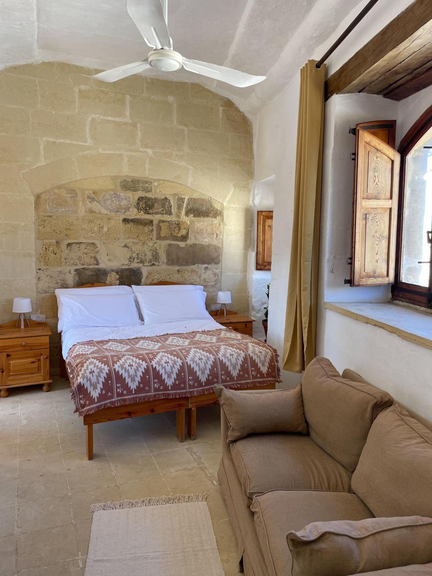 Soluna Boutique Guesthouse Ghasri  Bagian luar foto
