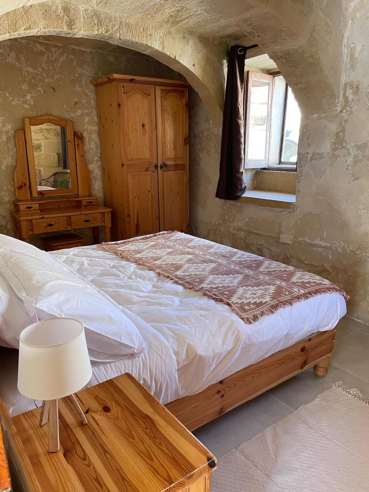 Soluna Boutique Guesthouse Ghasri  Bagian luar foto