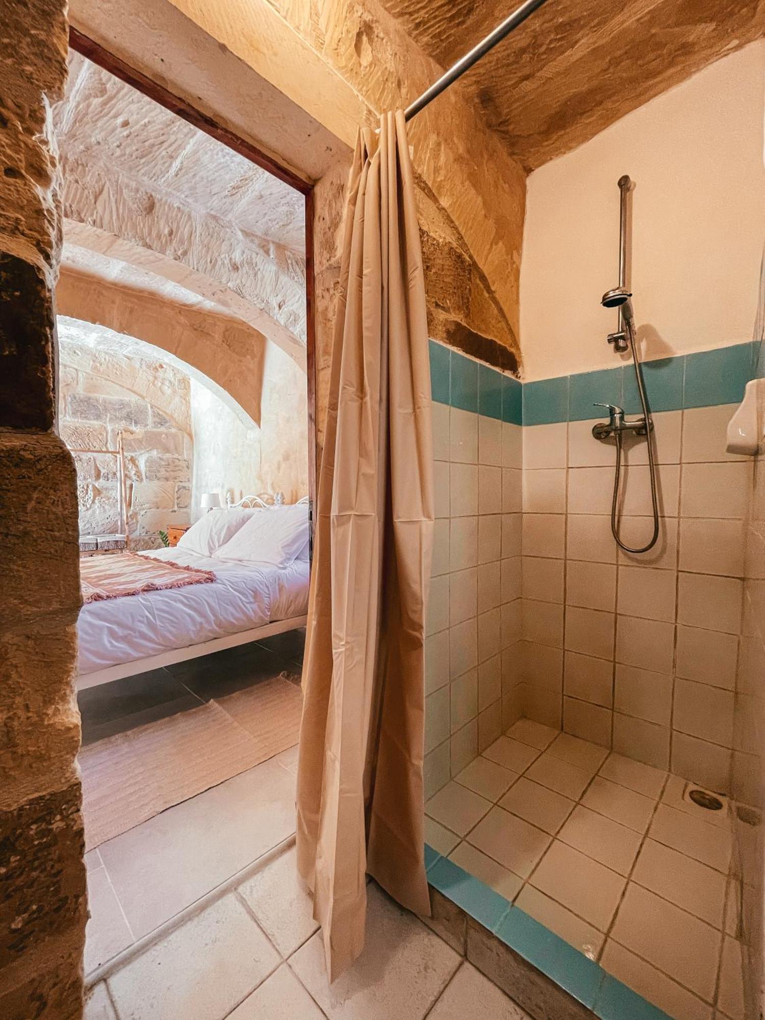 Soluna Boutique Guesthouse Ghasri  Bagian luar foto
