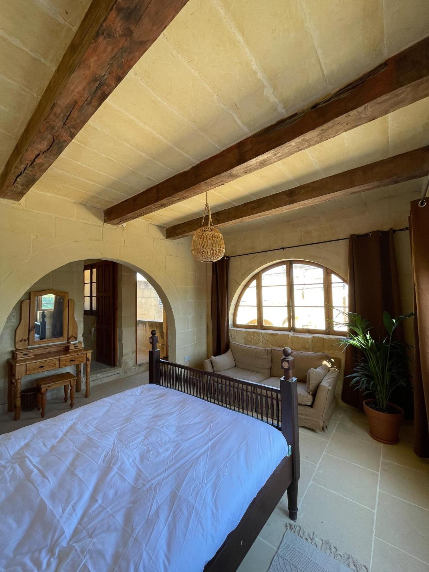 Soluna Boutique Guesthouse Ghasri  Bagian luar foto